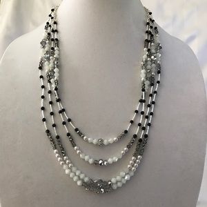 WHITE HOUSE BLACK MARKET NECKLACE